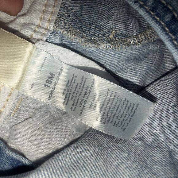 OshKosh B'Gosh Toddler Girl’s Denim Overalls with Hearts Size 18 months Snaps - Picture 13 of 14